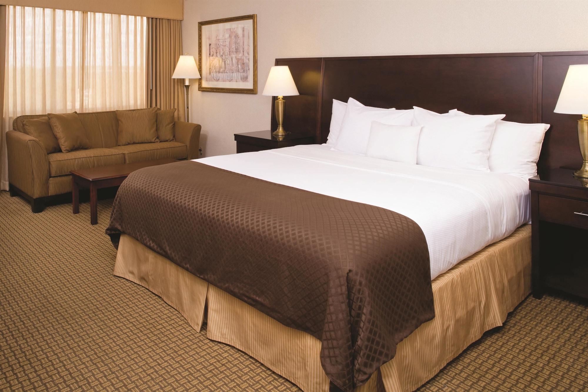 Wyndham Independence Hotel Kamer foto